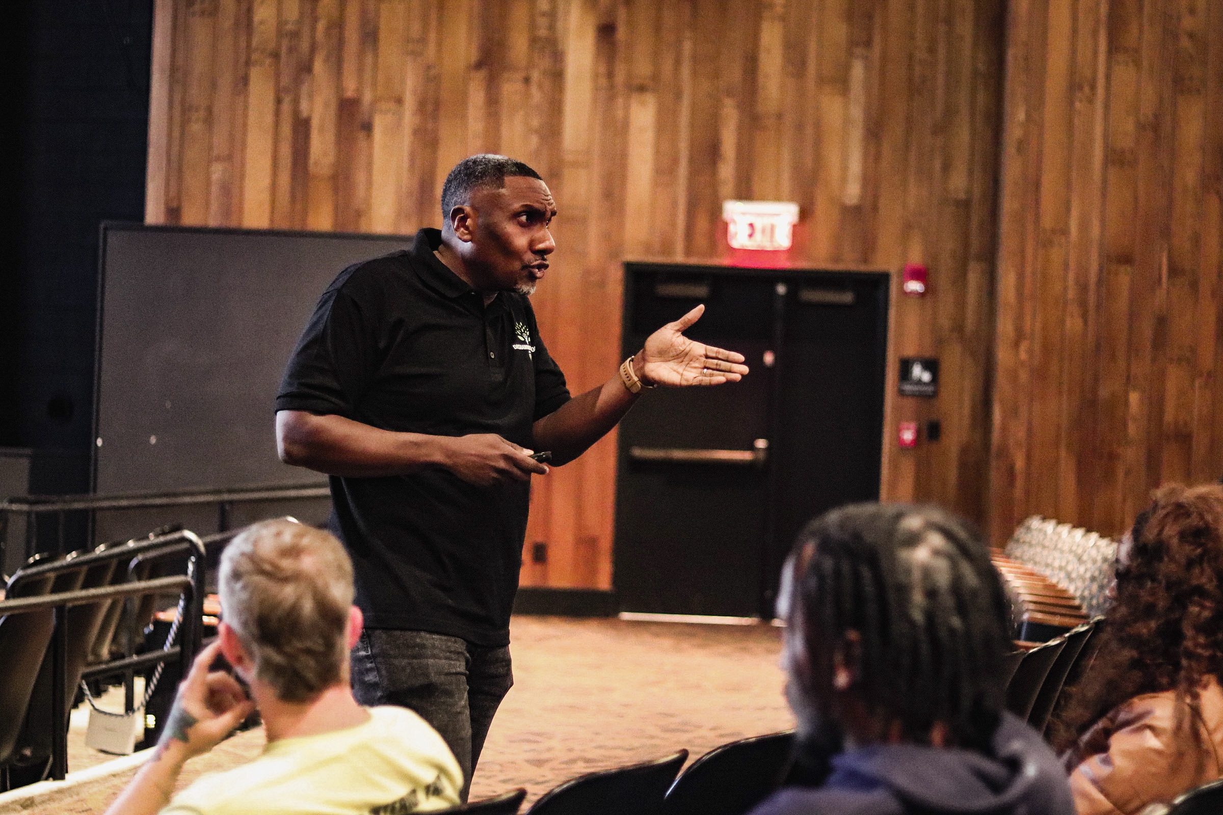 8ECC7E3E-287E-44CE-8B96-EE6173A8E775